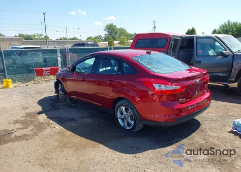 2014 Ford Focus Se z USA, uszkodzony, nr VIN 1FADP3F28EL275604
